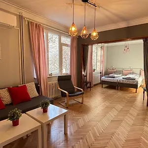 https://your-space-in.sofiahotelsbg.com