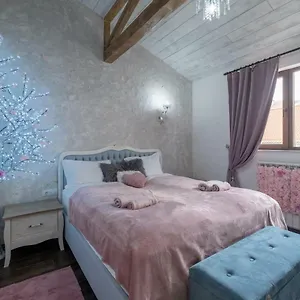 https://dream-apartment-designer-one-bedroom-apartment-on.sofiahotelsbg.com